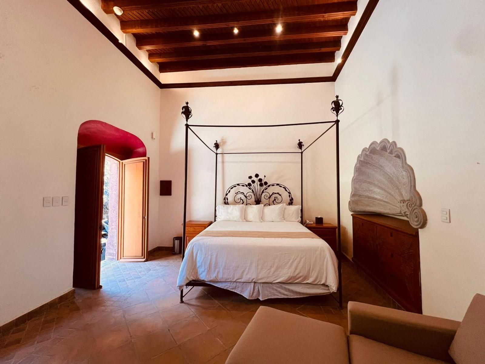 Casalinda San Miguel 4*